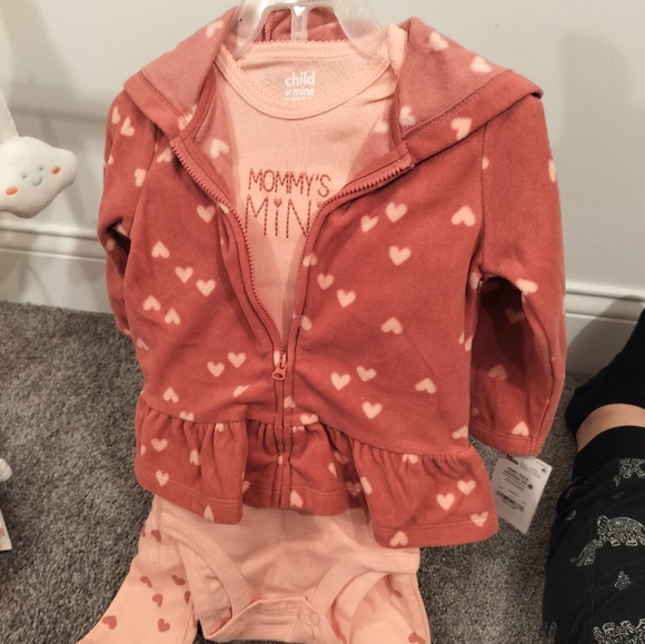 Carter's Mommy's mini 3 piece set - Picture 3 of 3